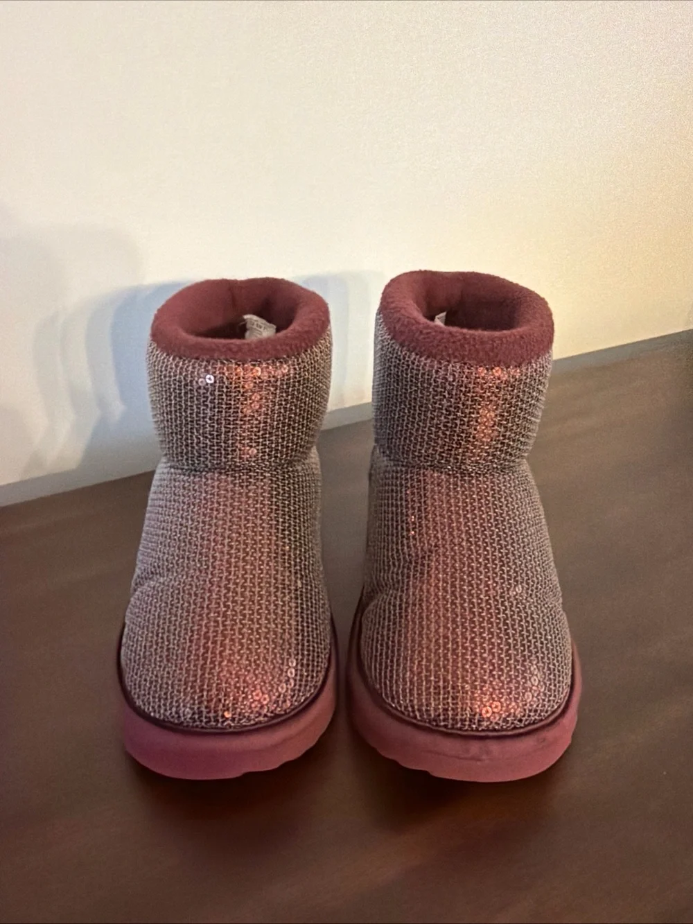 UGG Kids Mini Mirror Ball Boot - Burgundy Sequin - Size 10